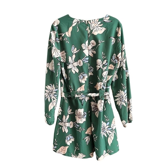 Carolina Belle Romper Women's Size 6 Green Floral VNeck Long Sleeve Short Belted - Picture 3 of 6